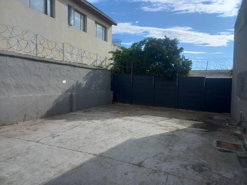 Commercial Property for Sale in Sidwell Eastern Cape